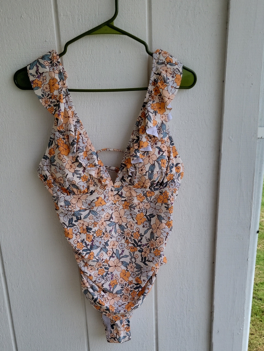 Cupshe Floral Ruffle One-Piece Swimsuit in Peach and Green